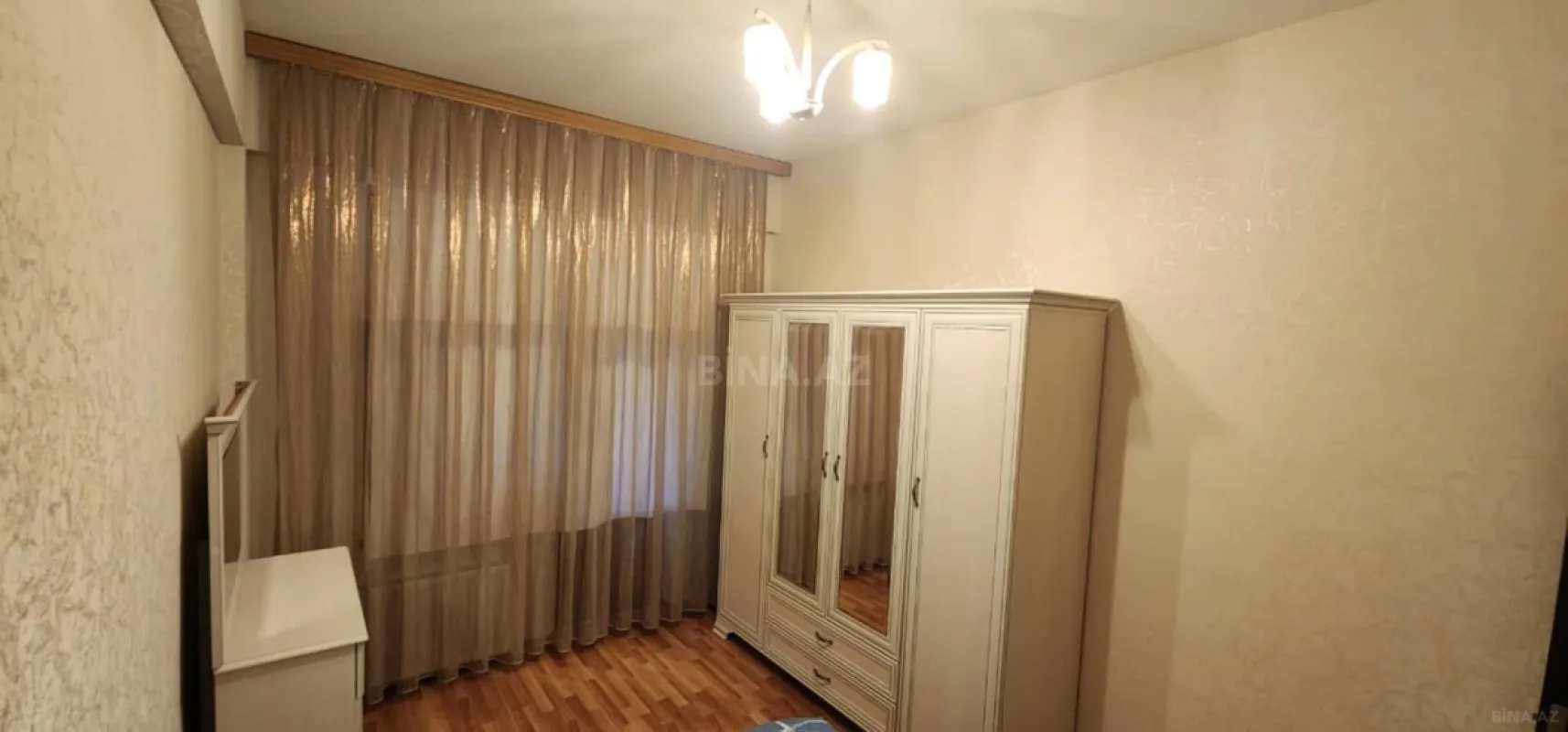 Kirayə verilir 2 otaqlı mənzil 50 m²