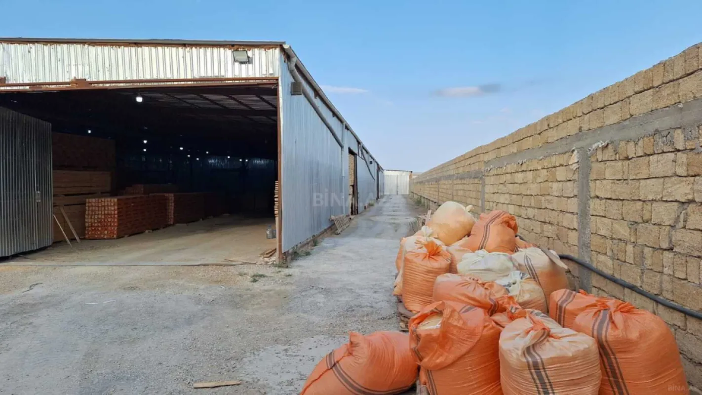 Satılır torpaq sahəsi 180 m²