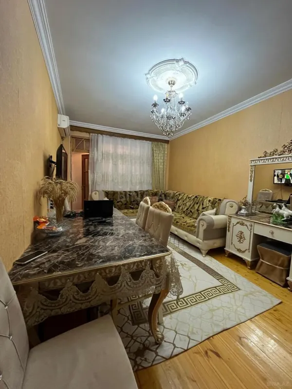 Satılır 3 otaqlı mənzil 75 m²