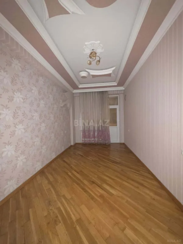 Satılır 3 otaqlı mənzil 106 m²