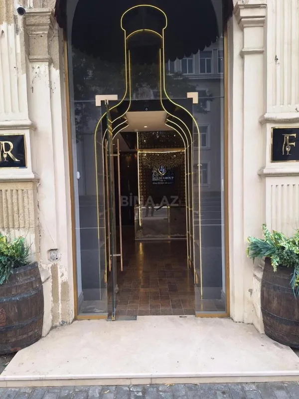 Kirayə verilir obyekt 160 m²