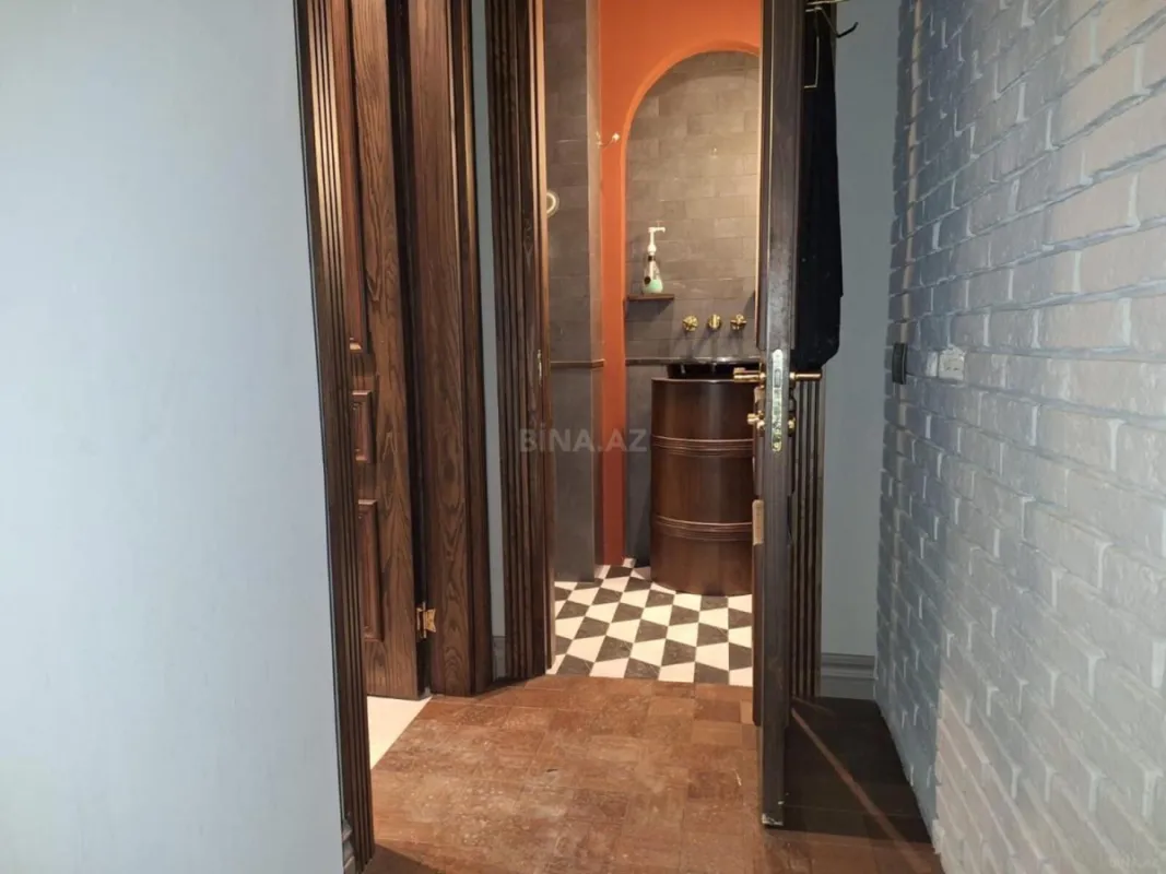 Kirayə verilir obyekt 160 m²