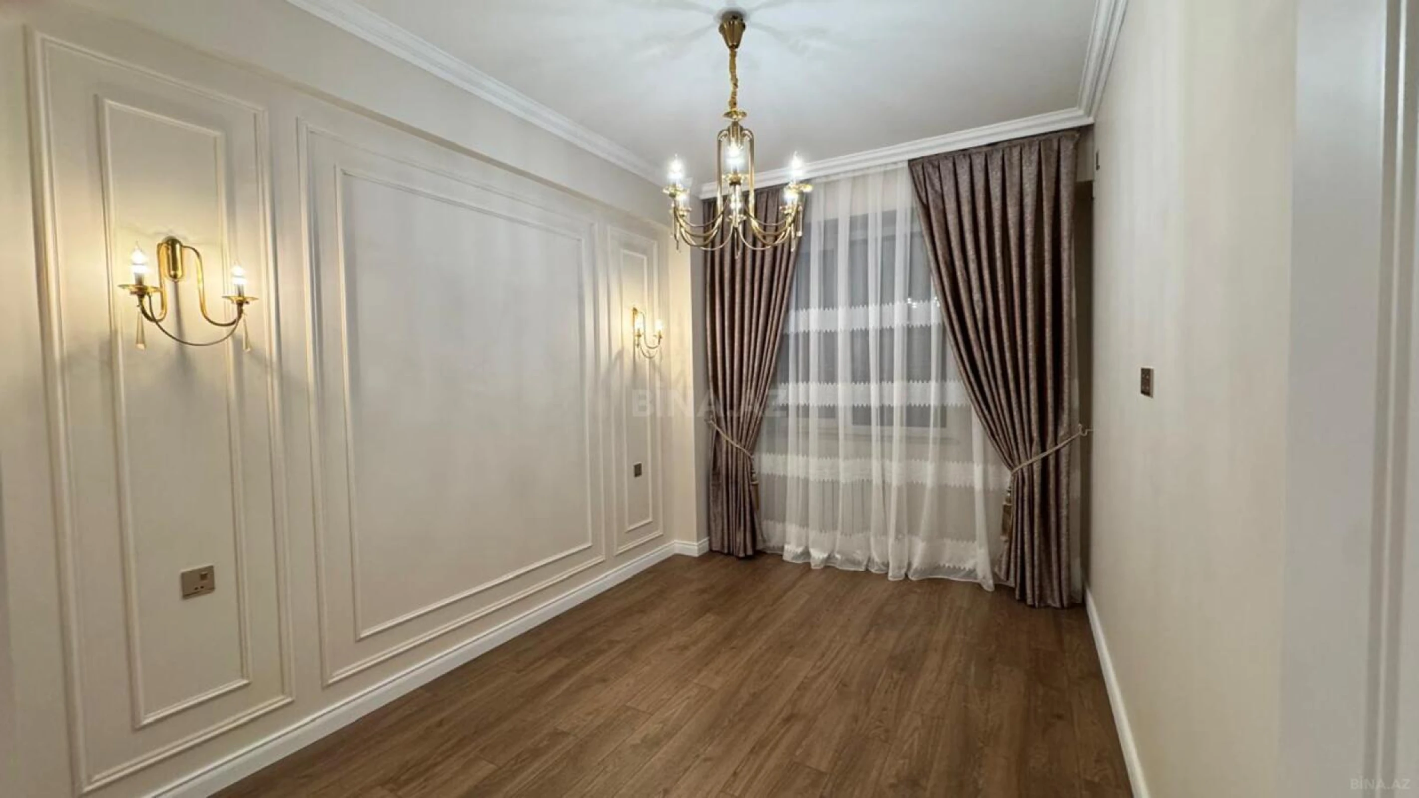Satılır 2 otaqlı mənzil 77 m²