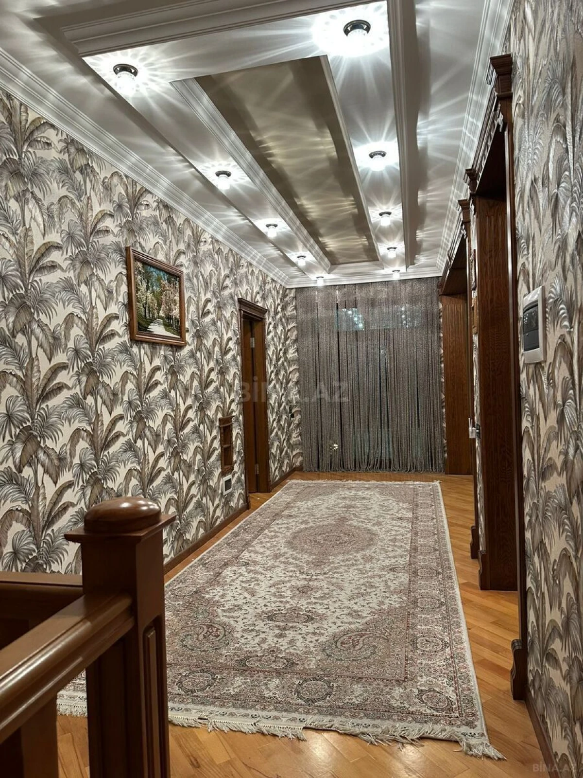 Satılır 6 otaqlı həyət evi 600 m²