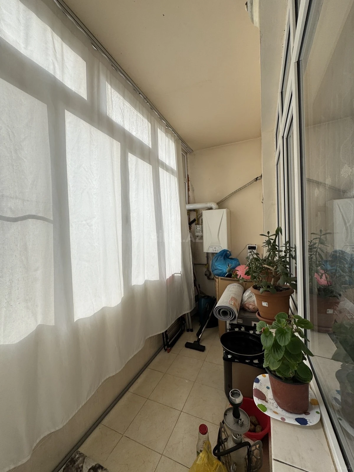 Satılır 2 otaqlı mənzil 57 m²