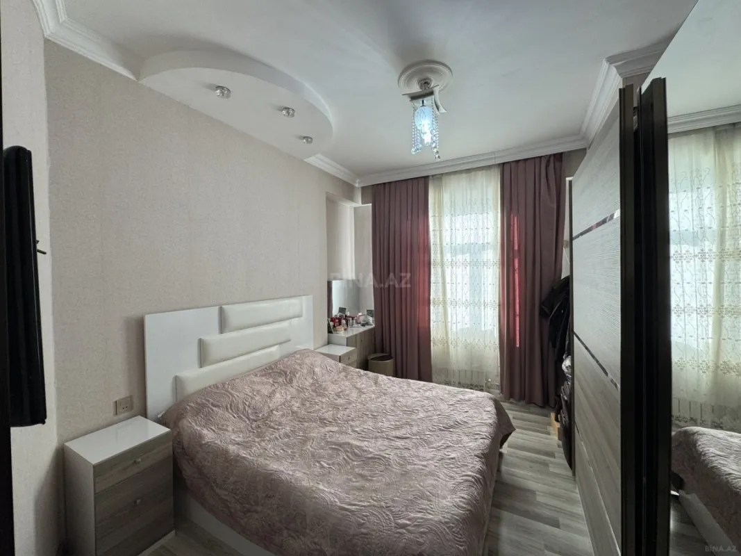 Satılır 2 otaqlı mənzil 57 m²