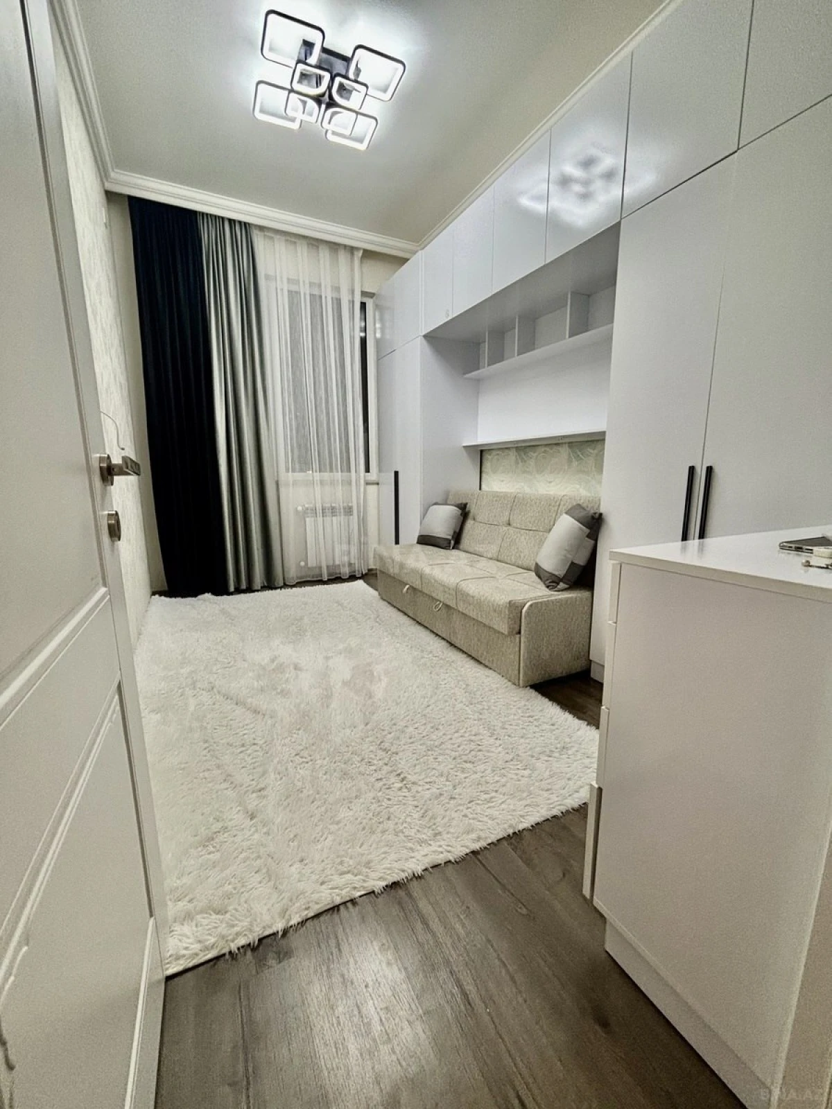 Satılır 2 otaqlı mənzil 50 m²