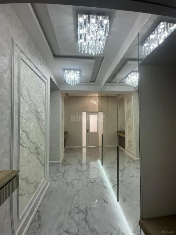 Satılır 3 otaqlı mənzil 120 m²