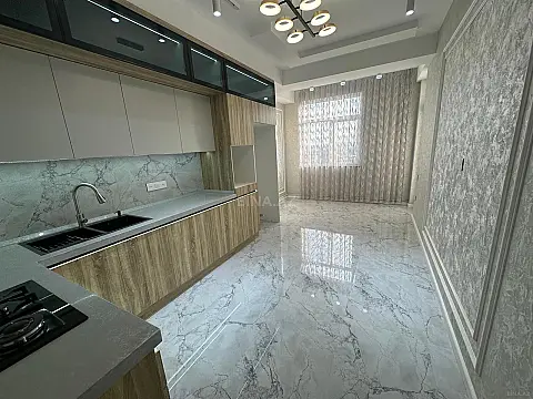 Satılır 3 otaqlı mənzil 120 m²