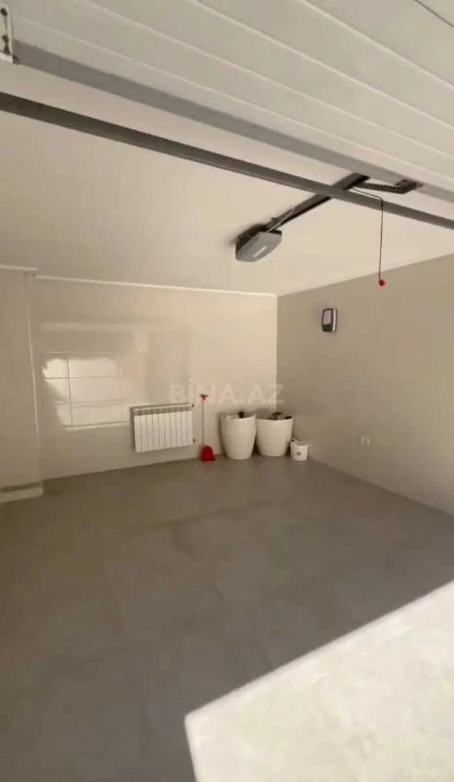 Satılır 7 otaqlı həyət evi 445 m²