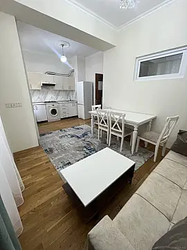 Satılır 2 otaqlı mənzil 45 m²