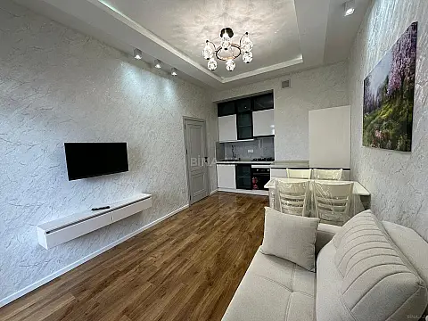 Satılır 3 otaqlı mənzil 62 m²