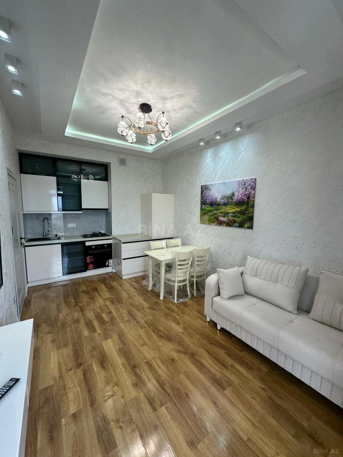 Satılır 3 otaqlı mənzil 62 m²