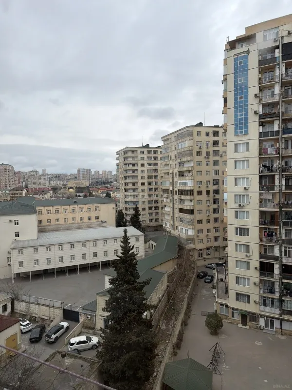 Satılır 3 otaqlı mənzil 85 m²