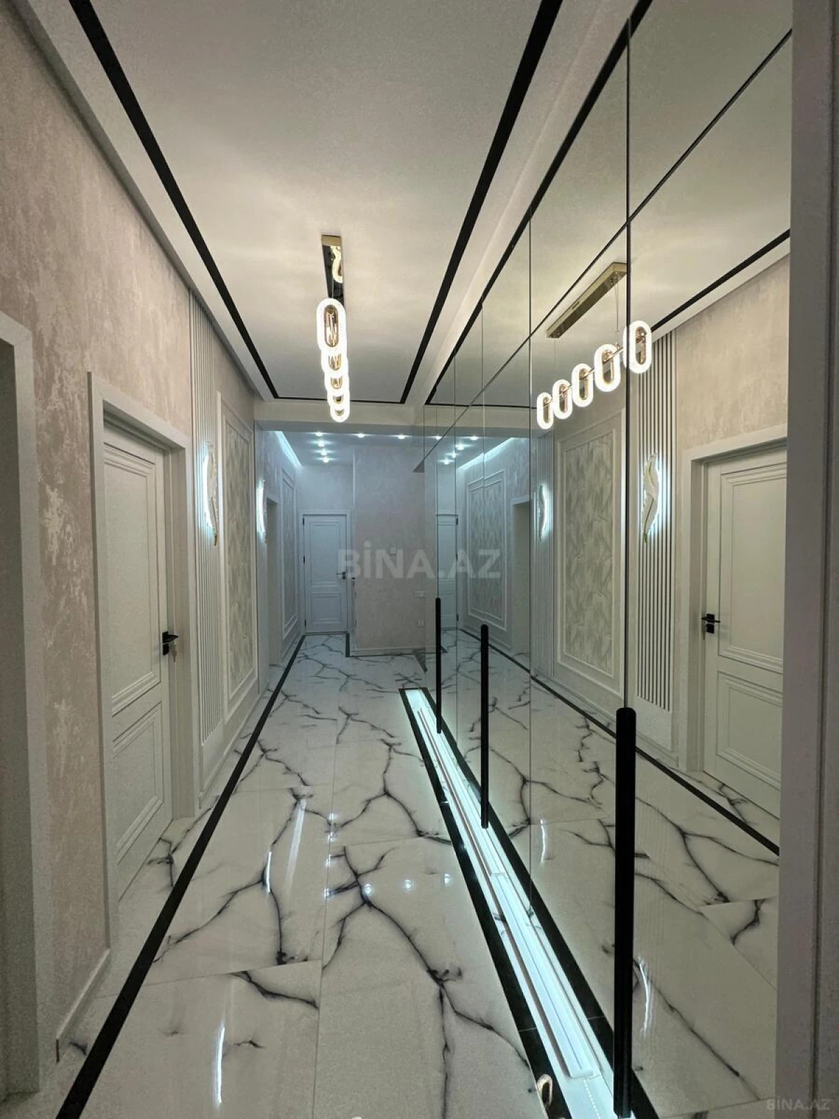 Satılır 3 otaqlı mənzil 120 m²