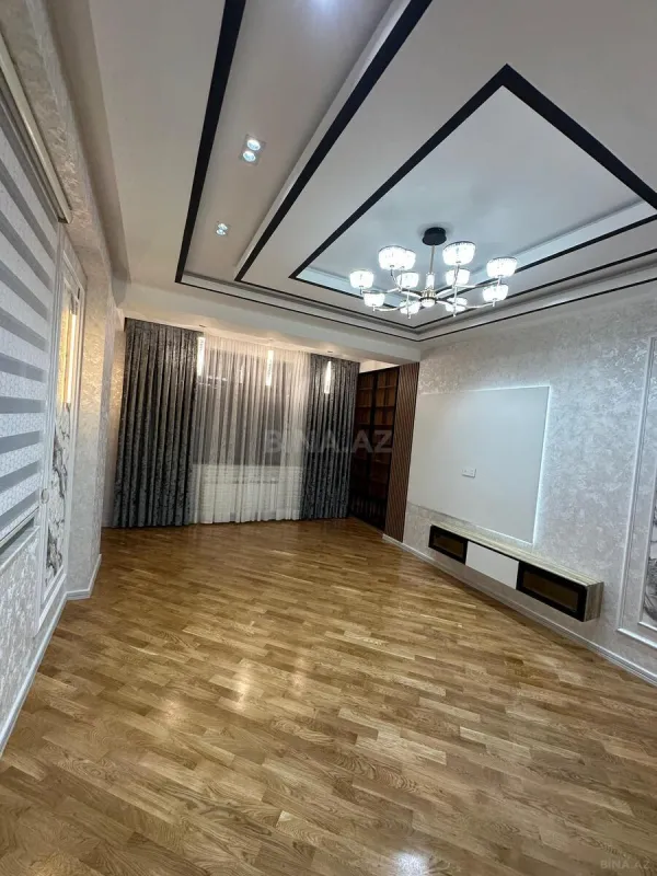 Satılır 3 otaqlı mənzil 120 m²