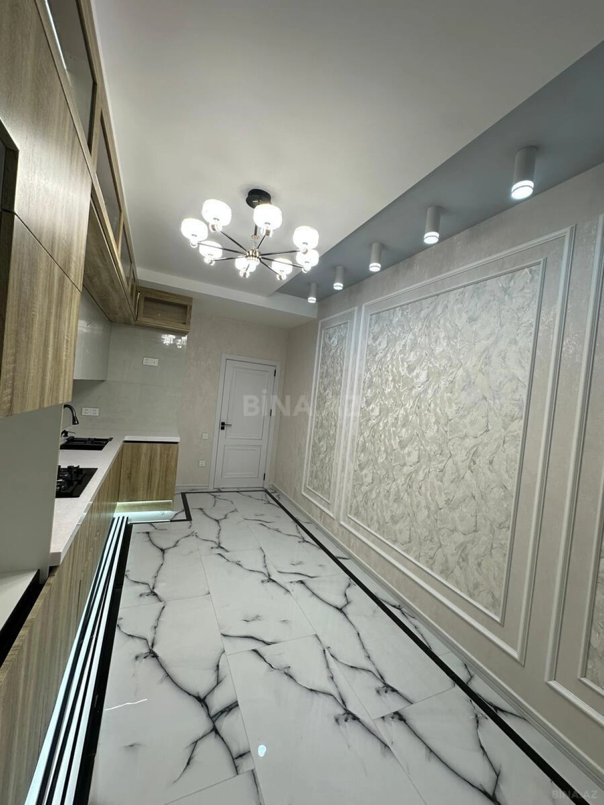 Satılır 3 otaqlı mənzil 120 m²