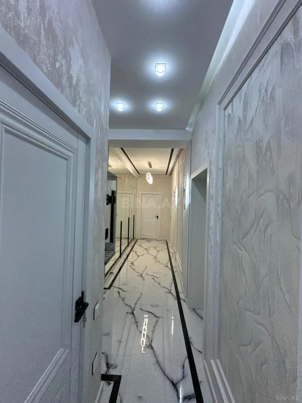 Satılır 3 otaqlı mənzil 120 m²