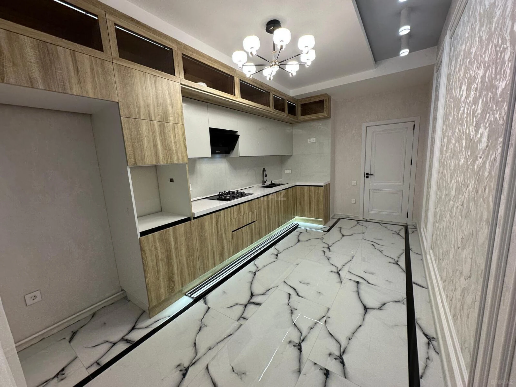 Satılır 3 otaqlı mənzil 120 m²
