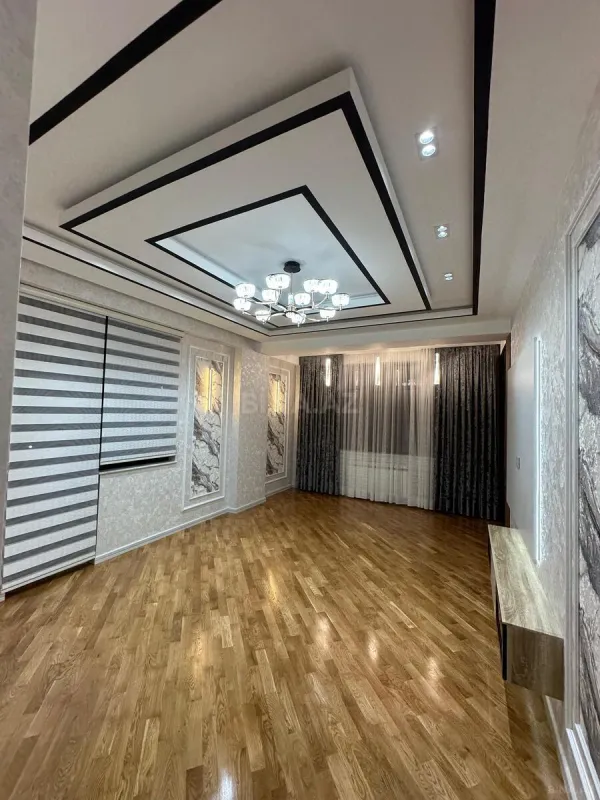 Satılır 3 otaqlı mənzil 120 m²