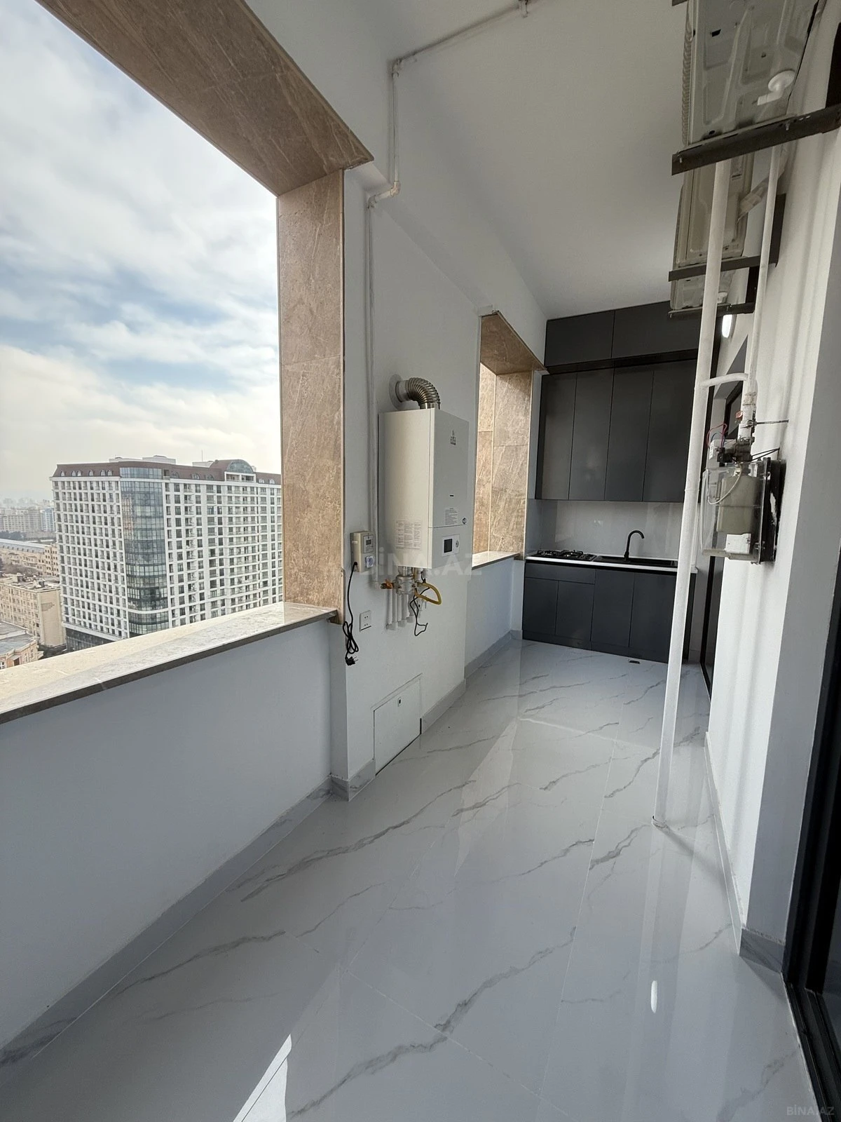 Satılır 3 otaqlı mənzil 100 m²