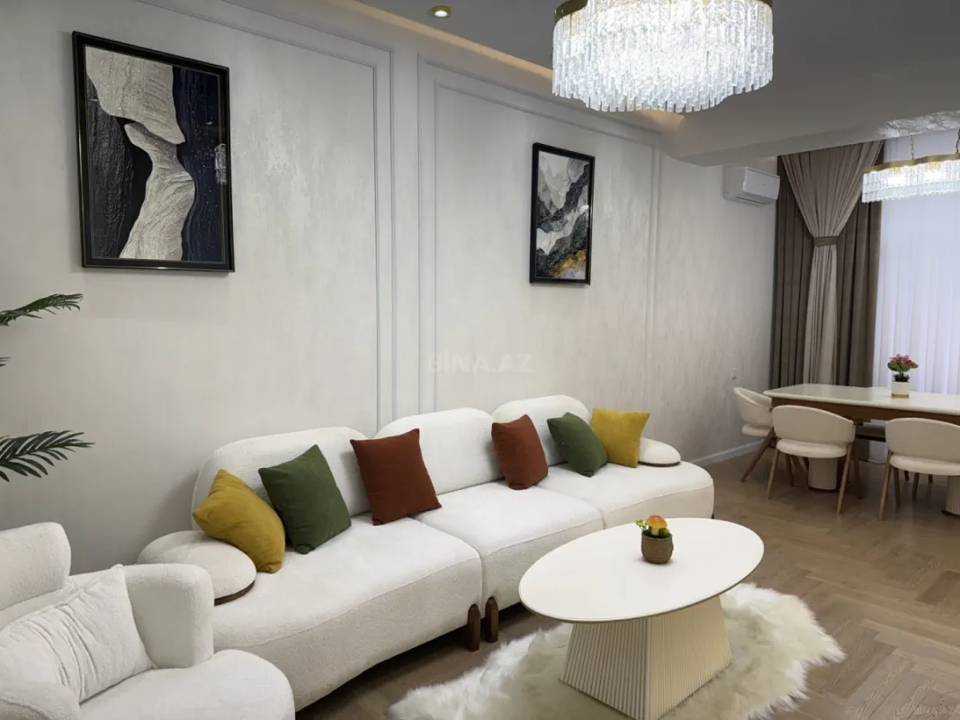 Satılır 3 otaqlı mənzil 100 m²