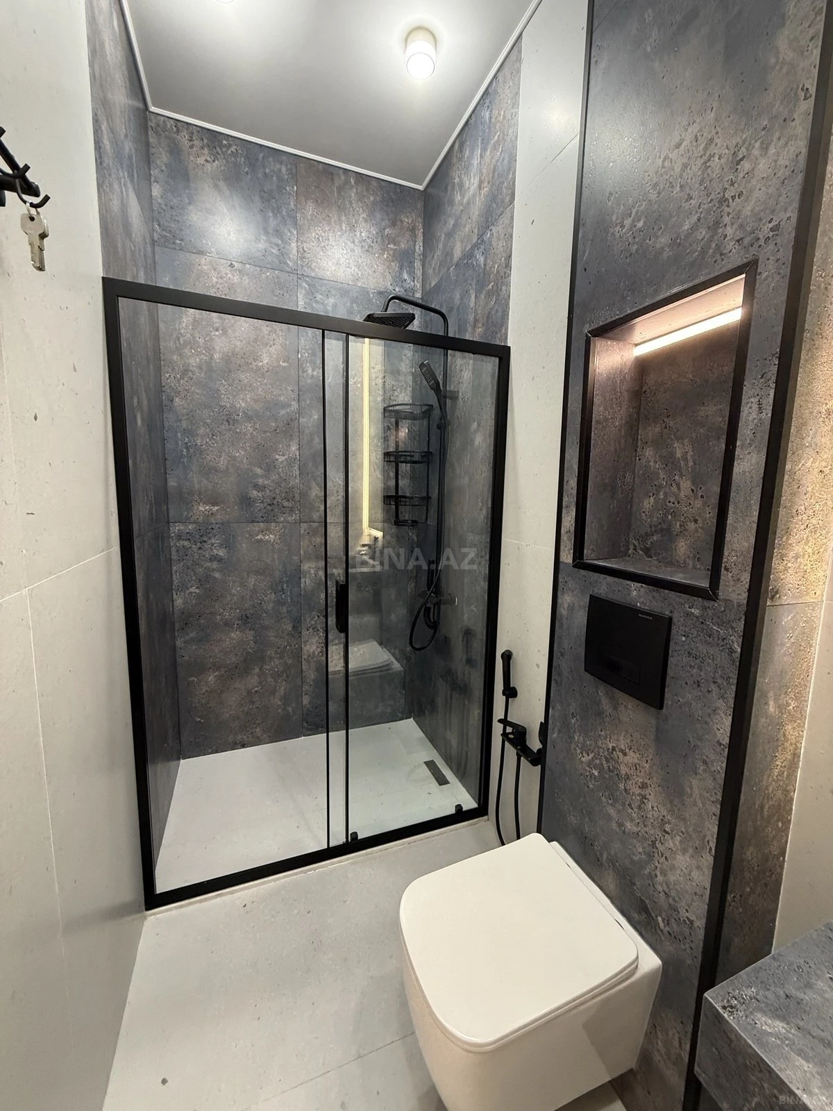 Satılır 3 otaqlı mənzil 100 m²