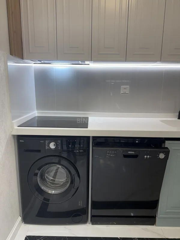 Satılır 3 otaqlı mənzil 100 m²