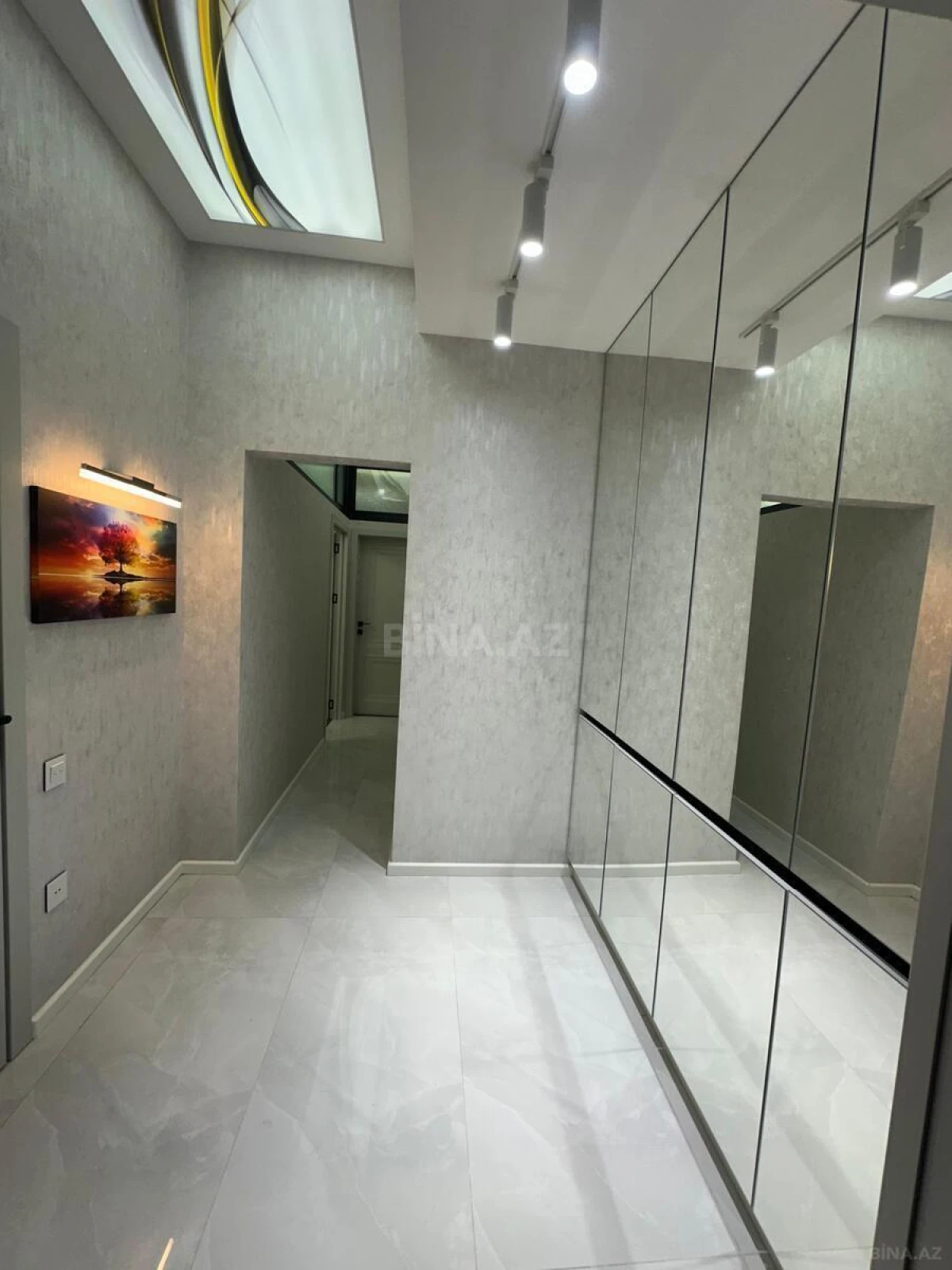 Satılır 3 otaqlı mənzil 63 m²
