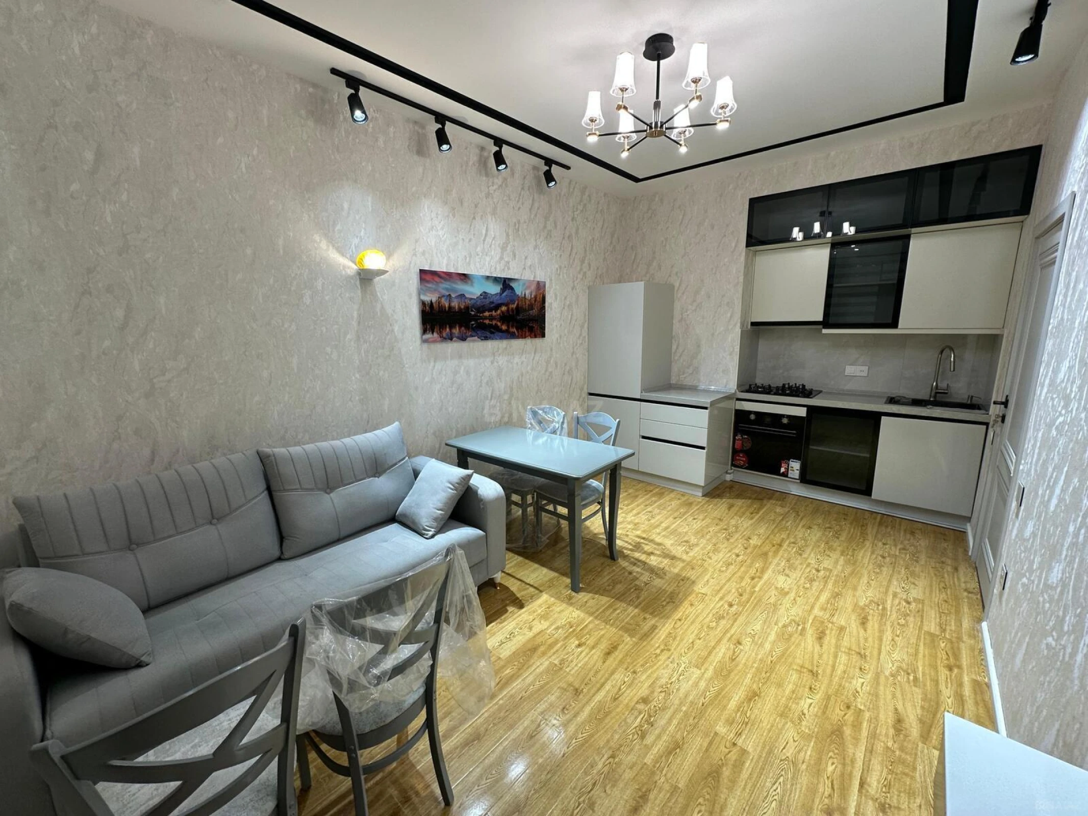 Satılır 3 otaqlı mənzil 63 m²