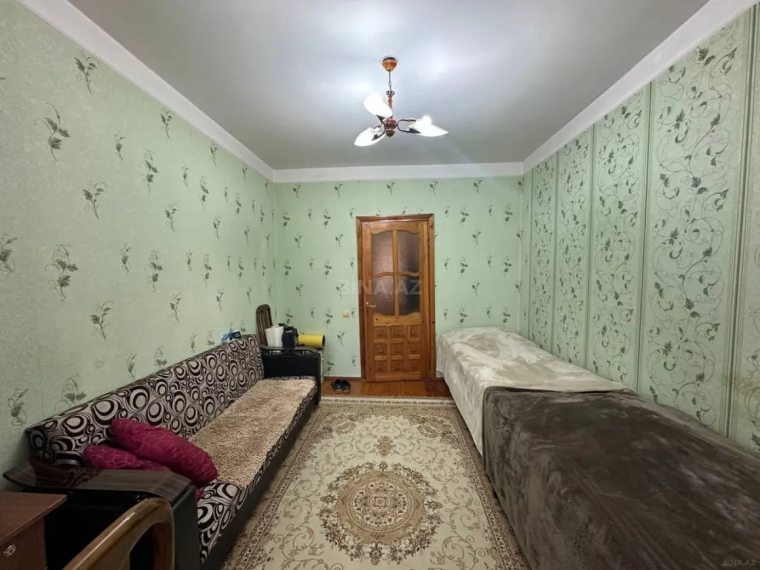 Satılır 2 otaqlı mənzil 70 m²