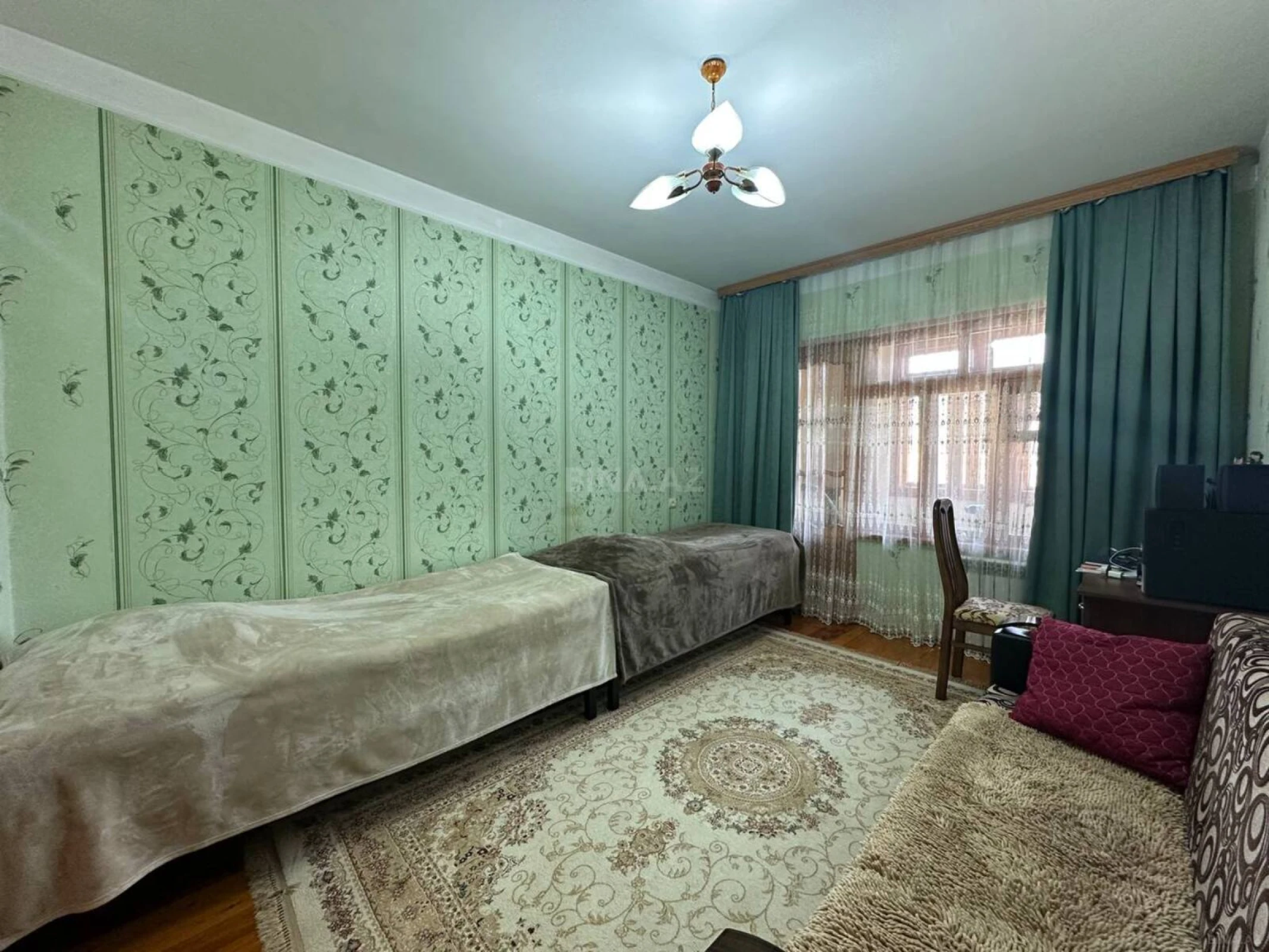 Satılır 2 otaqlı mənzil 70 m²