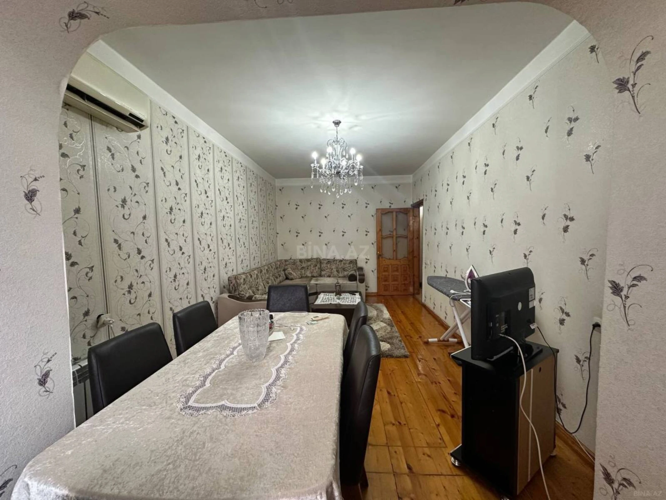 Satılır 2 otaqlı mənzil 70 m²
