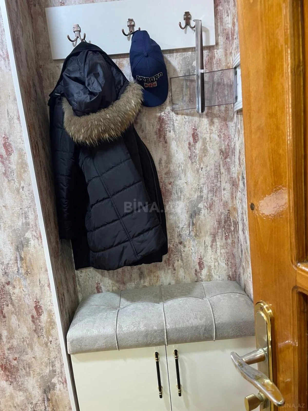 Kirayə verilir 2 otaqlı mənzil 70 m²