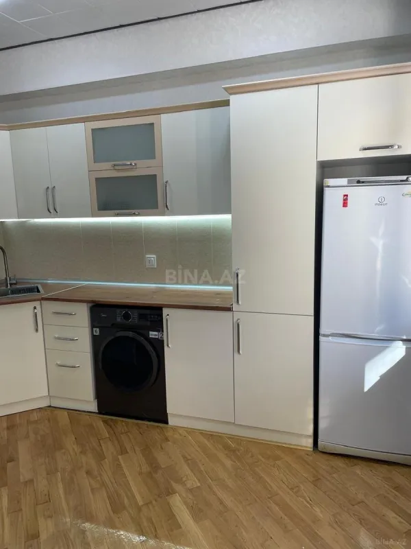 Kirayə verilir 2 otaqlı mənzil 70 m²
