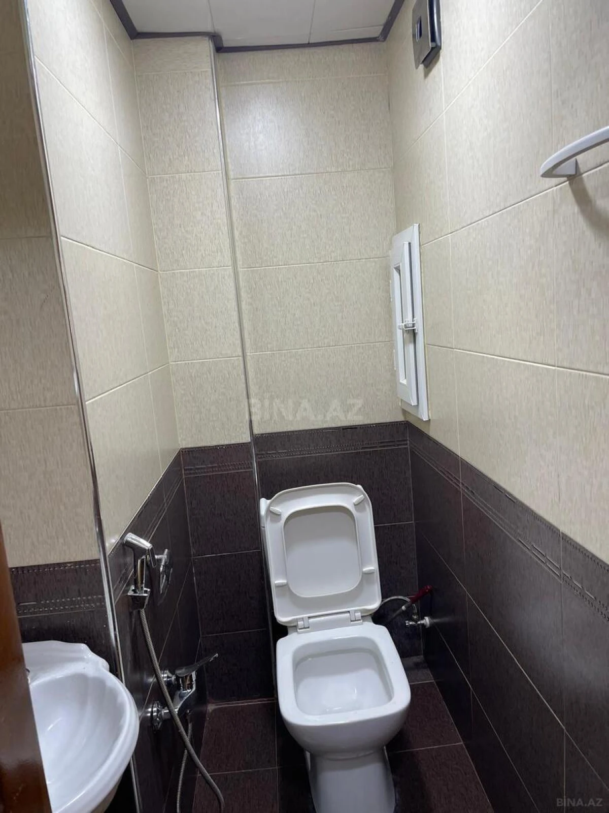 Kirayə verilir 2 otaqlı mənzil 70 m²