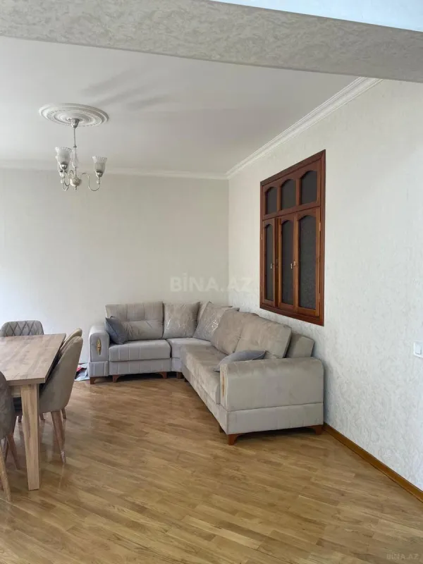 Kirayə verilir 2 otaqlı mənzil 70 m²