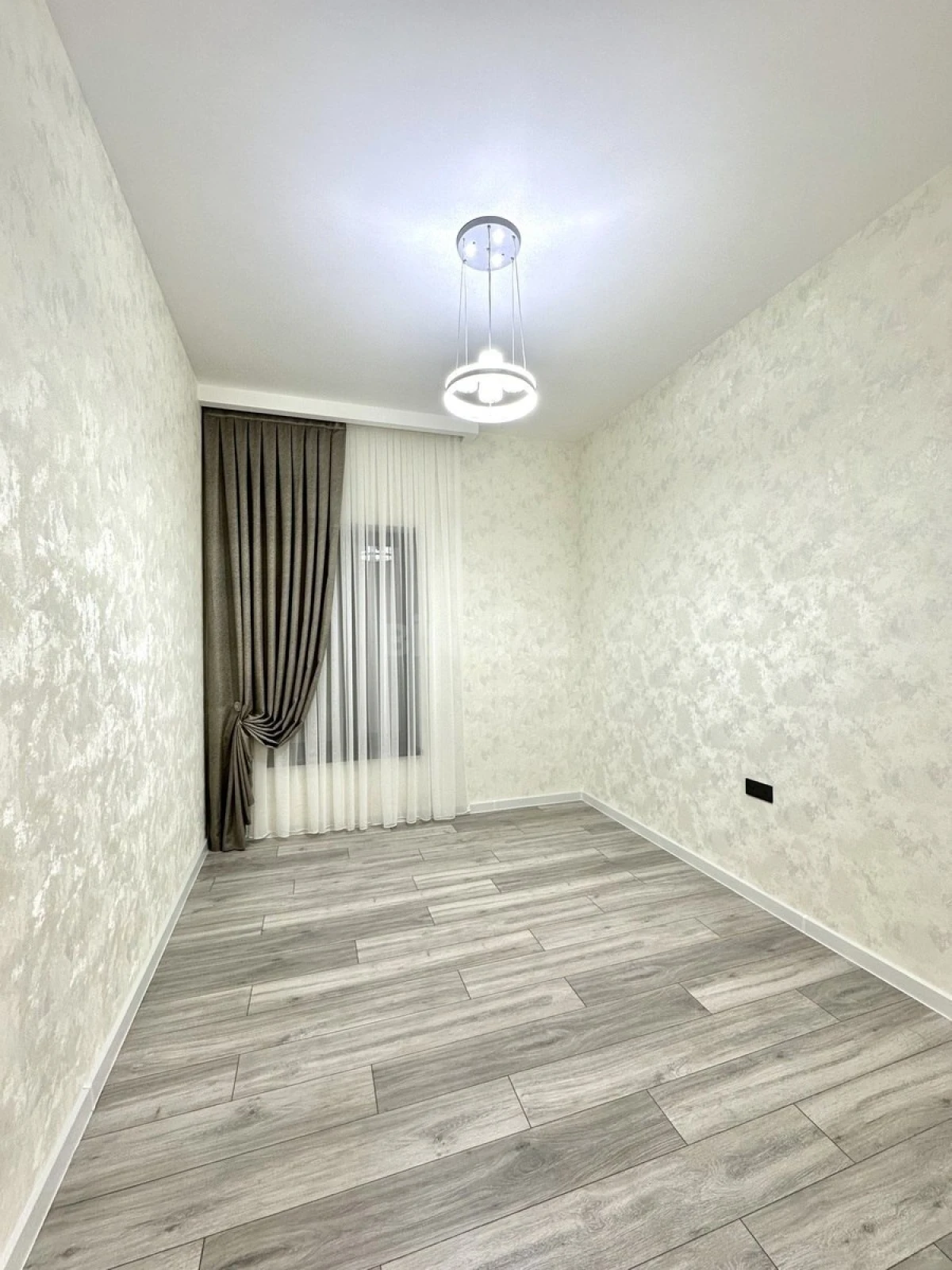 Satılır 4 otaqlı həyət evi 140 m²