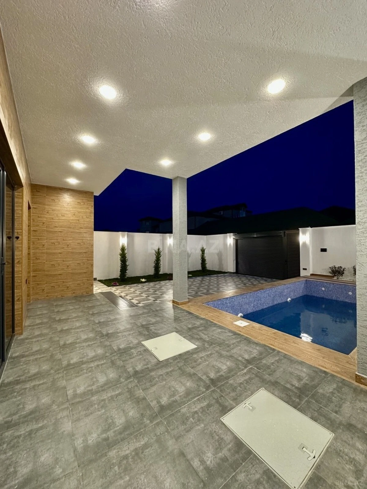 Satılır 4 otaqlı həyət evi 140 m²