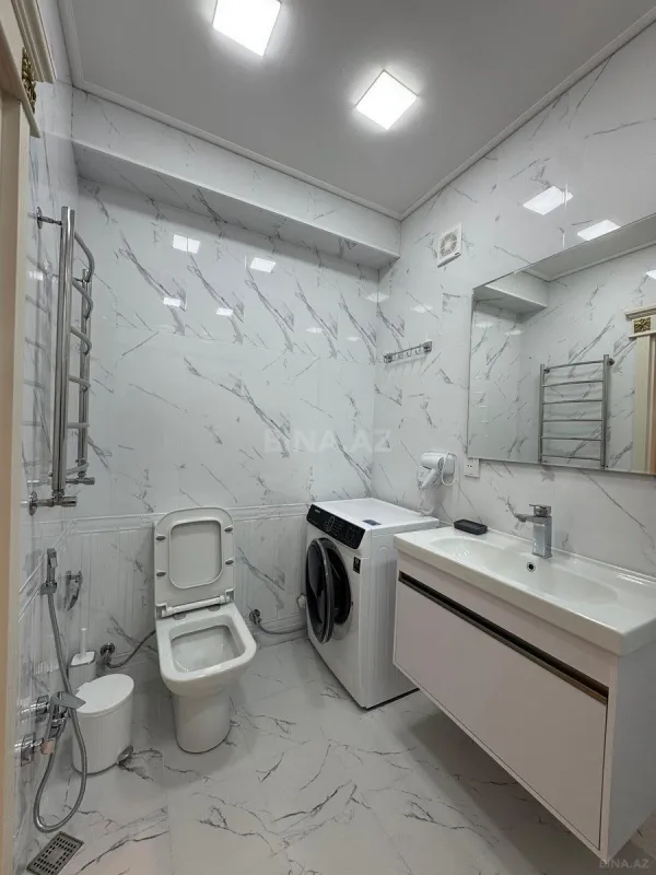 Kirayə verilir 2 otaqlı mənzil 70 m²