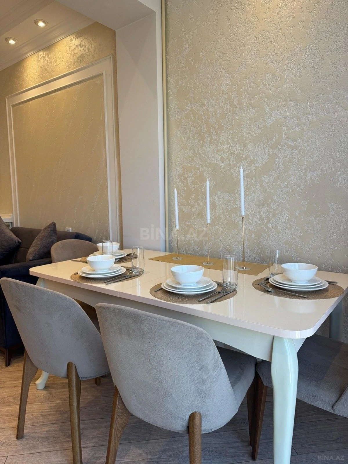 Kirayə verilir 2 otaqlı mənzil 70 m²