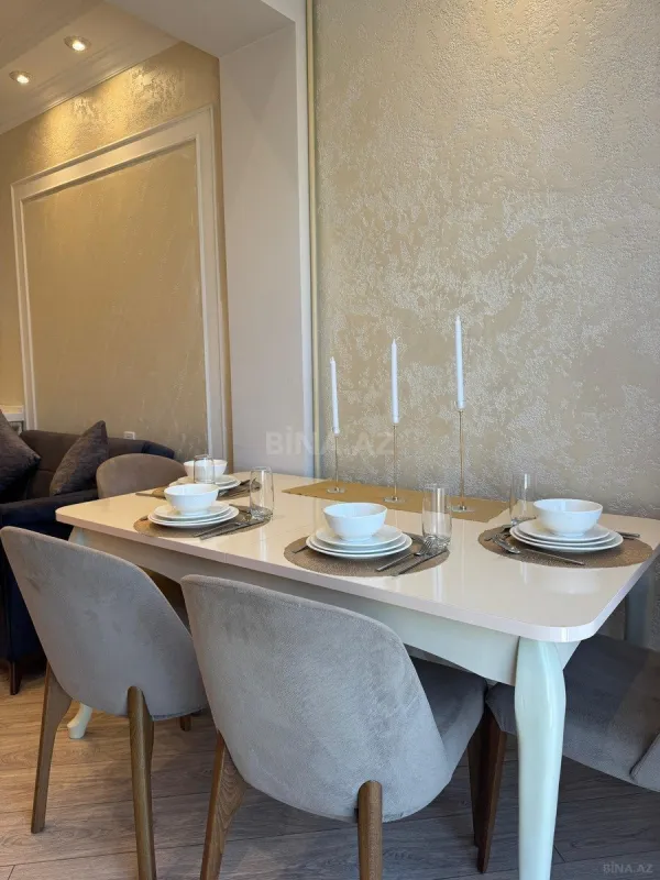 Kirayə verilir 2 otaqlı mənzil 70 m²