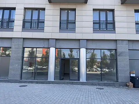 Kirayə verilir obyekt 113 m² — Bakı 113.00 m²