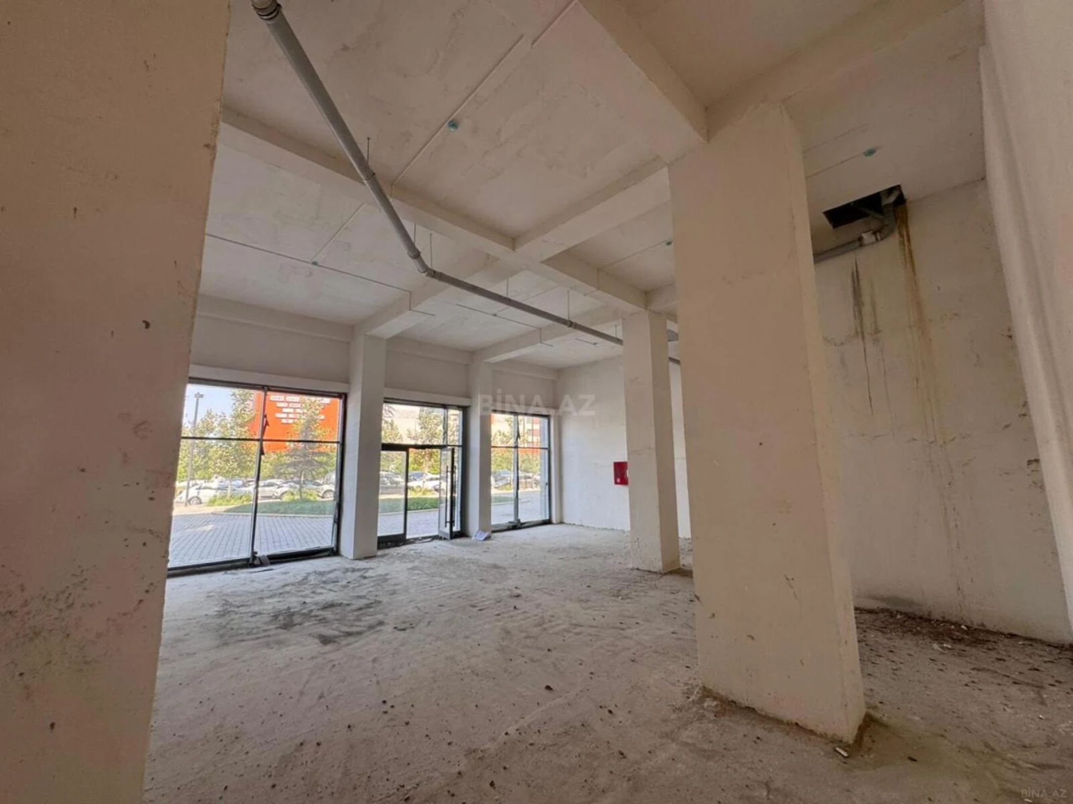 Kirayə verilir obyekt 113 m²