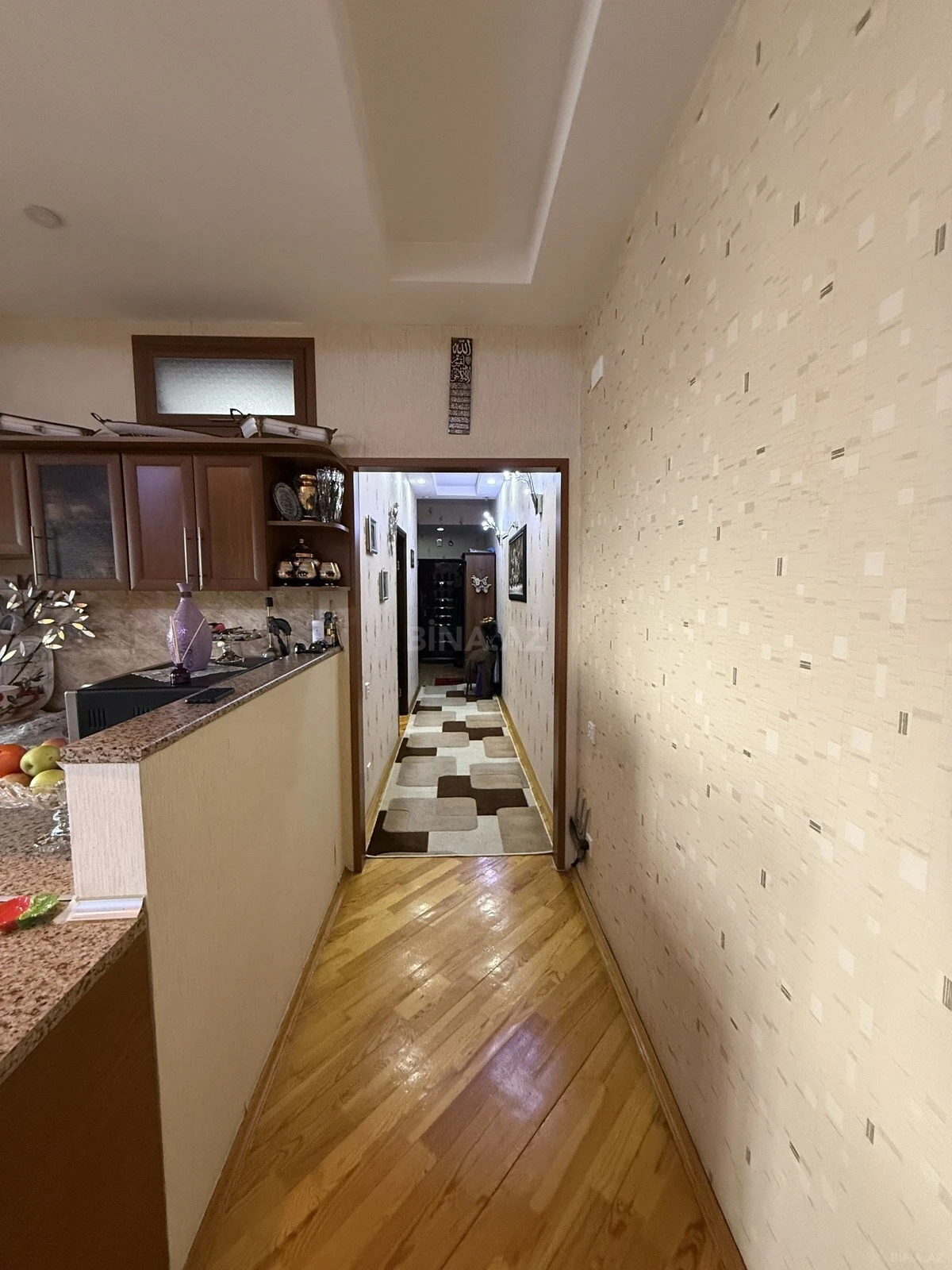 Satılır 2 otaqlı mənzil 70 m²
