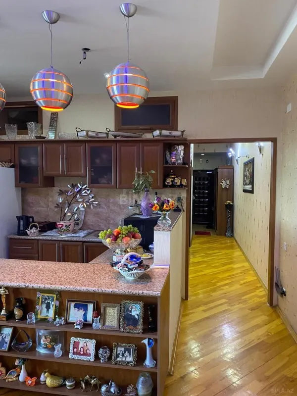 Satılır 2 otaqlı mənzil 70 m²