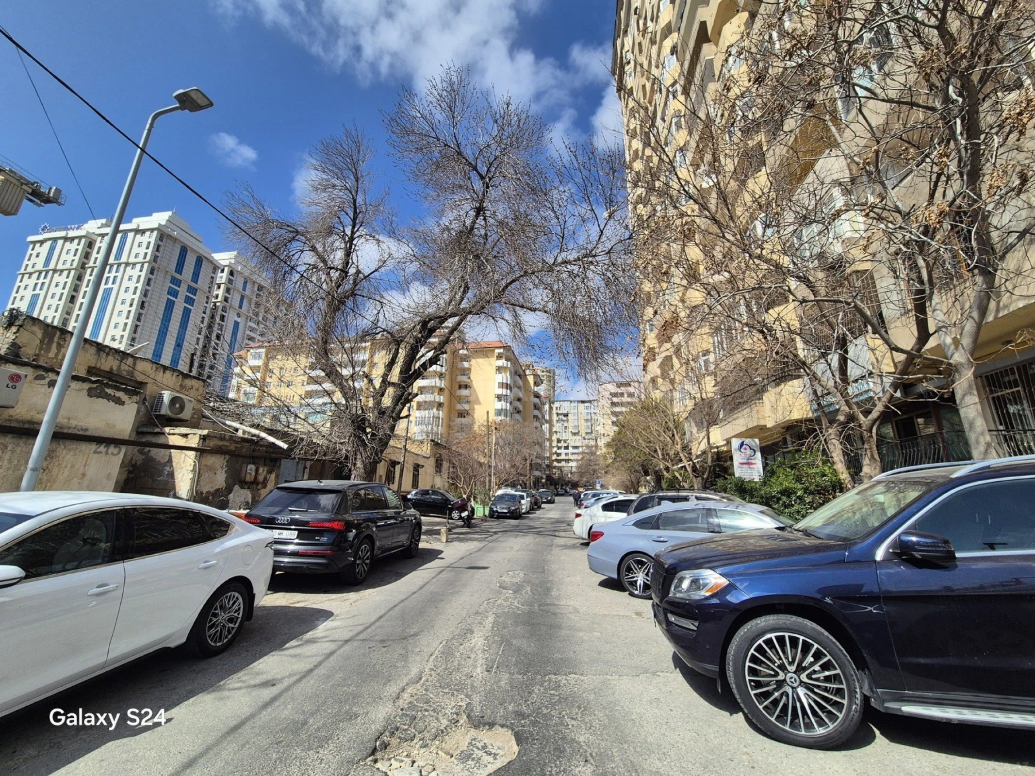 Satılır obyekt 80 m²