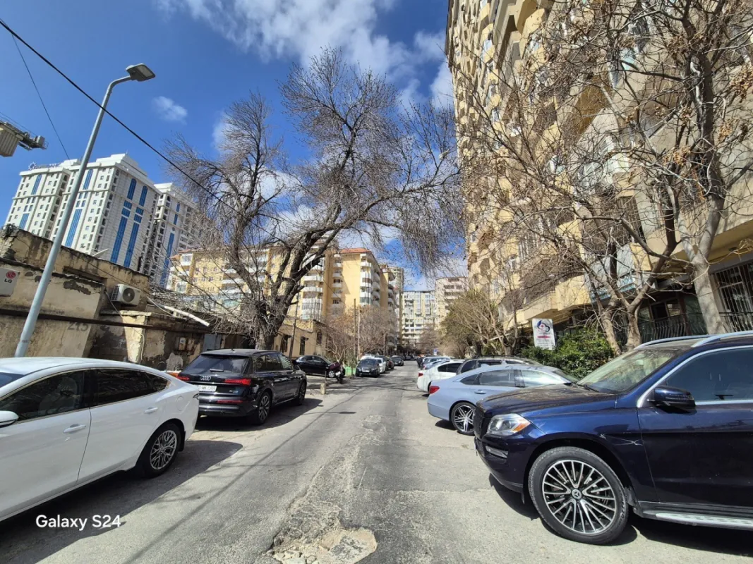 Satılır obyekt 80 m²