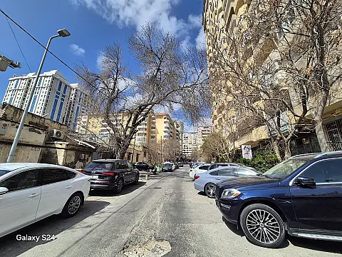 Satılır obyekt 80 m² — Bakı, Nizami 80.00 m²