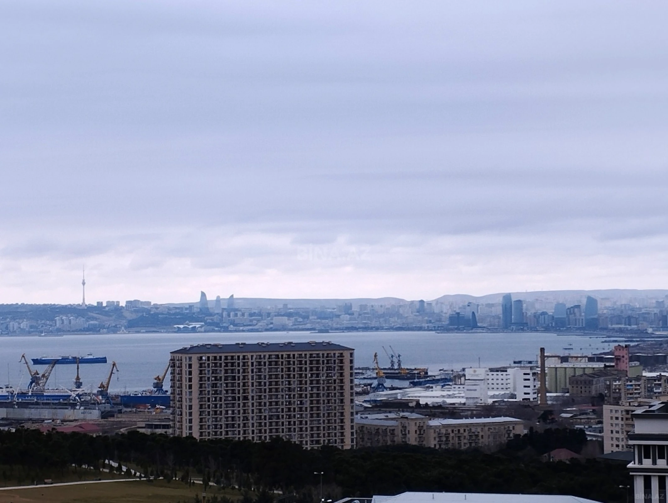 Satılır 2 otaqlı mənzil 50 m²